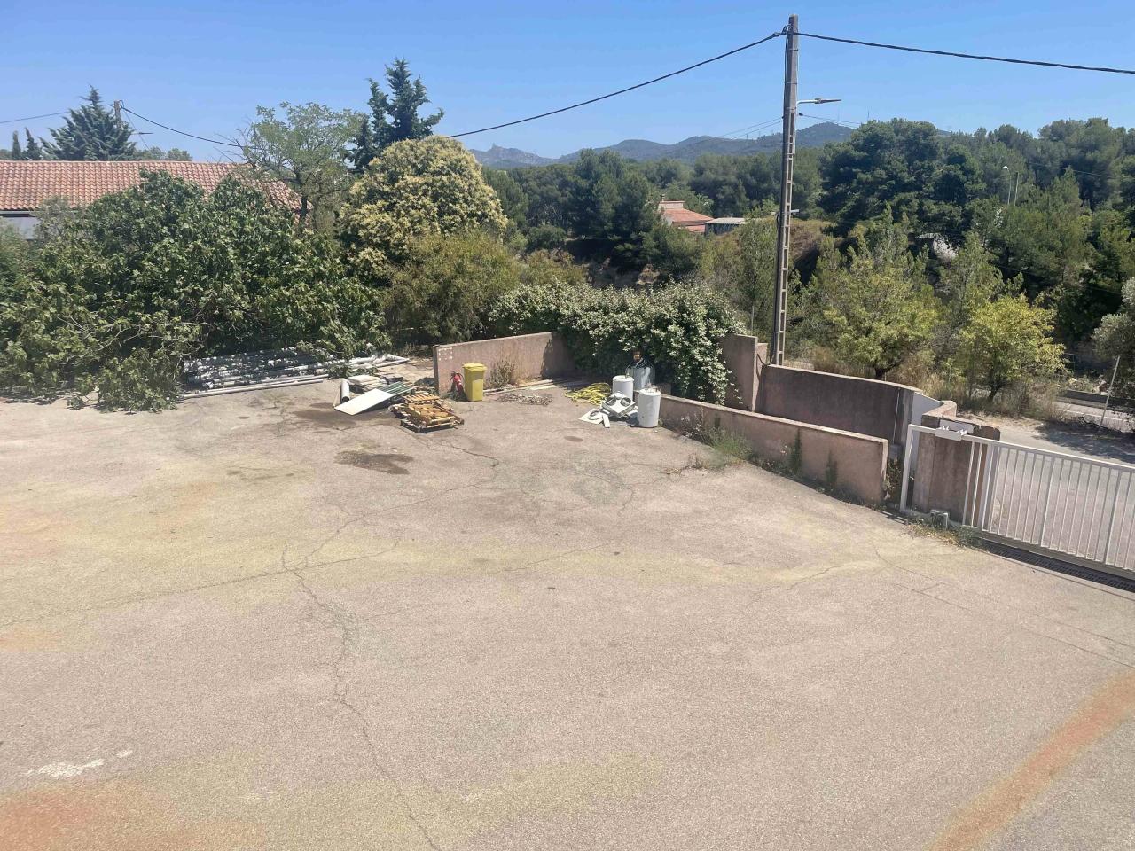 Local d'activité Septèmes-les-Vallons 540m² Location local d'activité Septèmes-les-Vallons Bouches-du-Rhône OLACT2424689 2